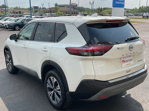 Used 2022 Nissan Rogue SV image 7