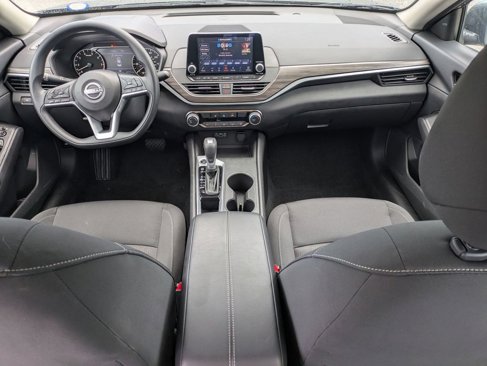 Used 2025 Nissan Altima 2.5 SV image 28