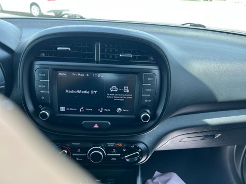Used 2024 Kia Soul LX w/ Option Group 015 image 30