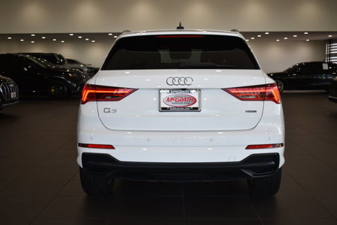 Used 2022 Audi Q3 2.0T Premium image 12