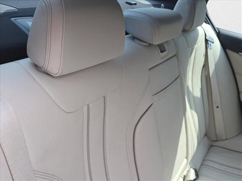 Used 2019 BMW 530i w/ Convenience Package image 19