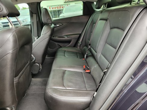 Used 2022 Chevrolet Malibu LT w/ Leather Package image 5