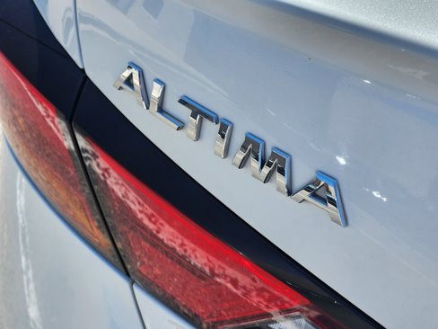 Used 2021 Nissan Altima 2.5 SV image 18