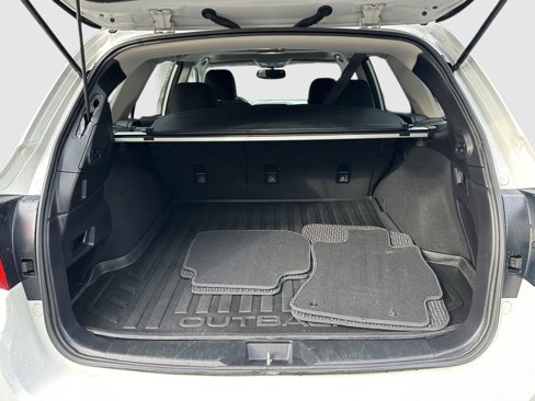 Used 2017 Subaru Outback 2.5i Premium image 34