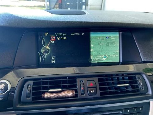 Used 2013 BMW 528i xDrive Sedan image 32