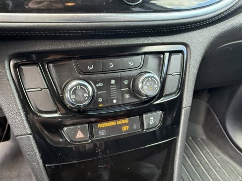 Used 2017 Buick Encore Preferred image 27