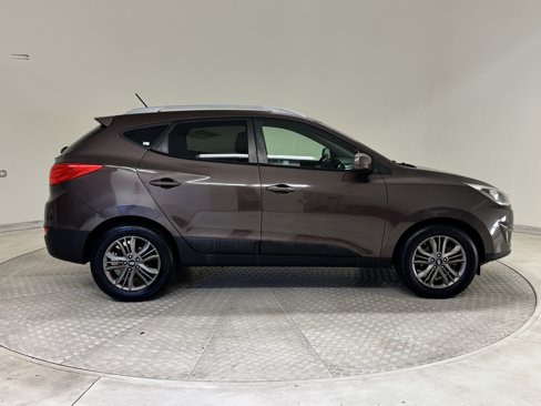 Used 2015 Hyundai Tucson SE image 4
