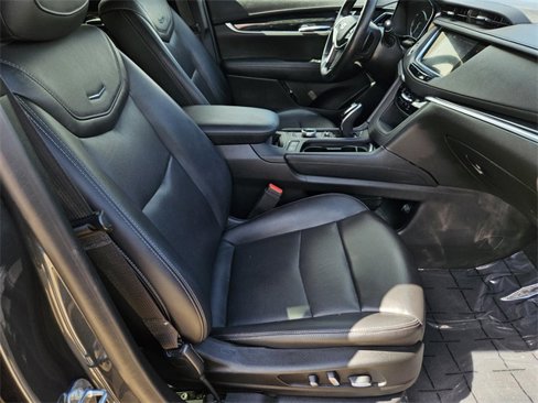 Used 2020 Cadillac XT5 Premium Luxury image 37