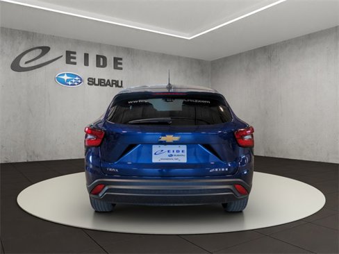 Used 2024 Chevrolet Trax LS w/ LS Convenience Package image 6