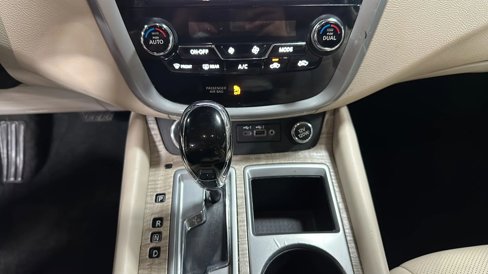 Used 2020 Nissan Murano SL w/ Moonroof Package image 24