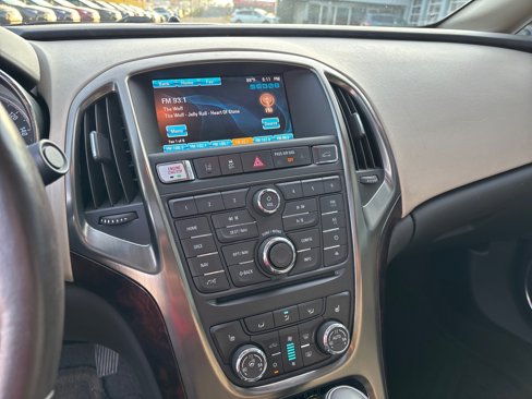 Used 2015 Buick Verano Leather w/ Experience Buick Package image 21