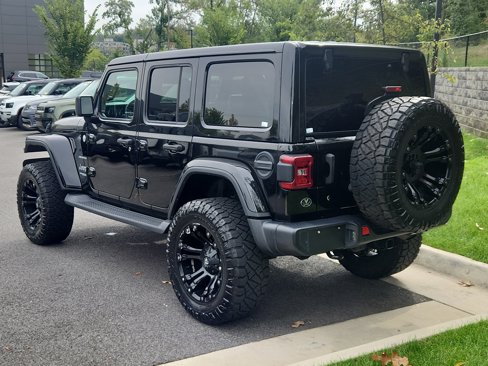 Used 2019 Jeep Wrangler Unlimited Sahara image 12