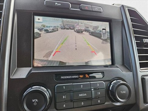 Used 2018 Ford F150 XLT w/ Trailer Tow Package image 14