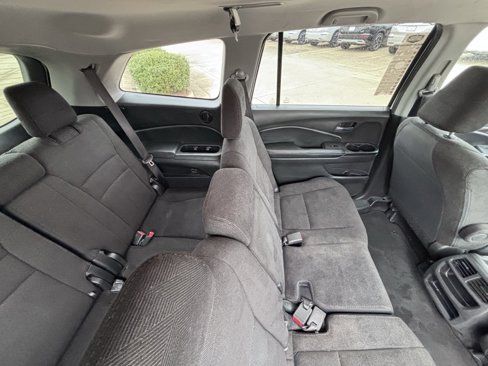 Used 2019 Honda Pilot LX image 24