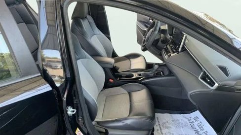 Used 2019 Toyota Corolla XSE image 7