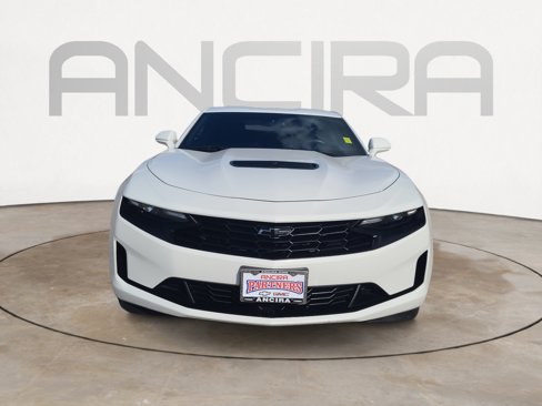 Used 2021 Chevrolet Camaro LT image 4