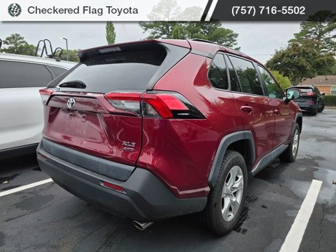 Used 2020 Toyota RAV4 XLE image 6