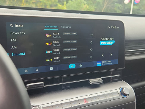 Used 2024 Hyundai Kona SEL image 18