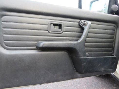 Used 1988 BMW 325i Convertible image 20