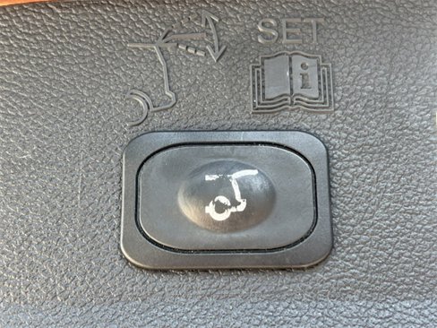 Used 2017 Ford Escape Titanium image 38