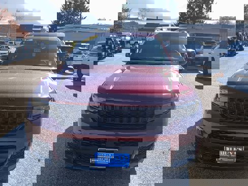 New 2025 Jeep Grand Cherokee L Altitude image 2