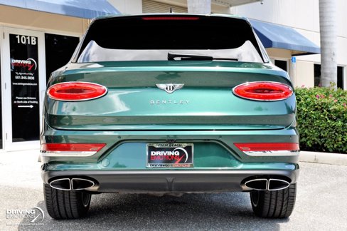 Used 2022 Bentley Bentayga image 18