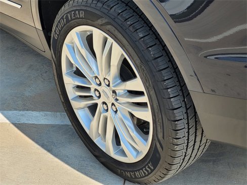 Used 2017 Cadillac XT5 Premium Luxury w/ Advanced Security Package image 7