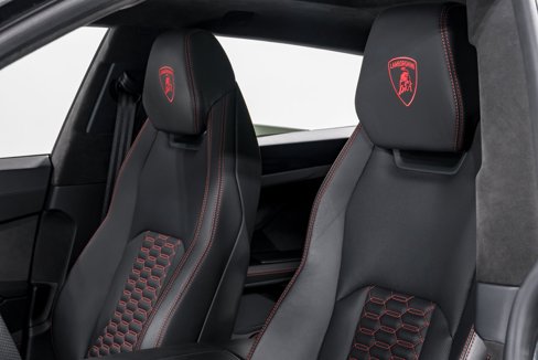 Used 2020 Lamborghini Urus image 19