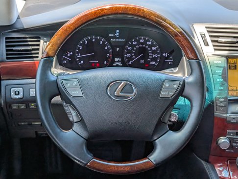 Used 2012 Lexus LS 460 AWD image 12
