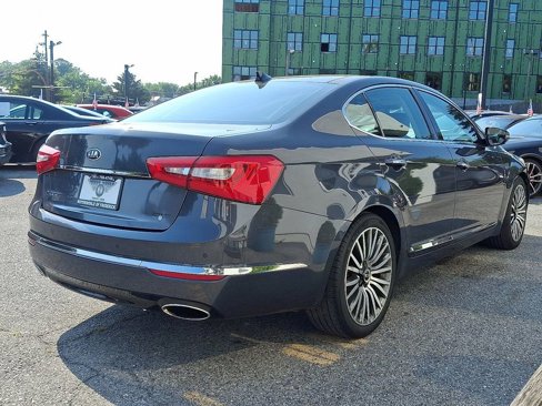 Used 2015 Kia Cadenza Premium w/ Technology Package image 4