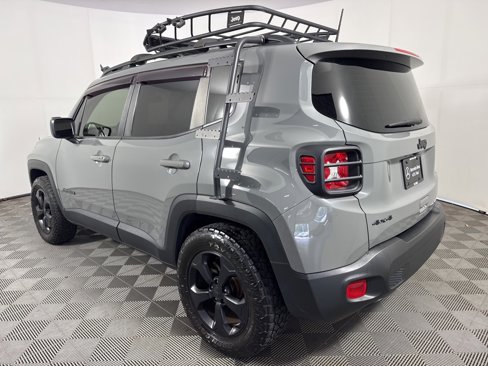 Used 2021 Jeep Renegade Sport image 5