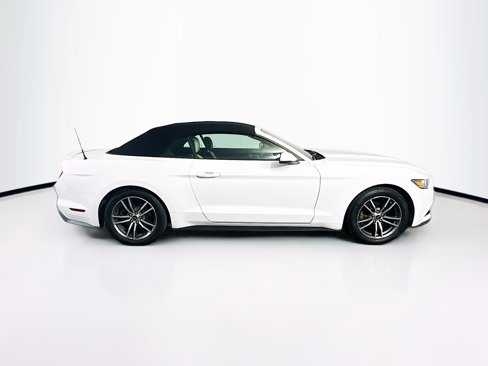 Used 2017 Ford Mustang Premium image 10