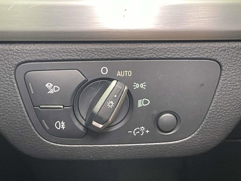 Used 2021 Audi SQ5 Premium w/ Convenience Package image 36