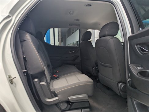 Used 2020 Chevrolet Traverse LS image 16