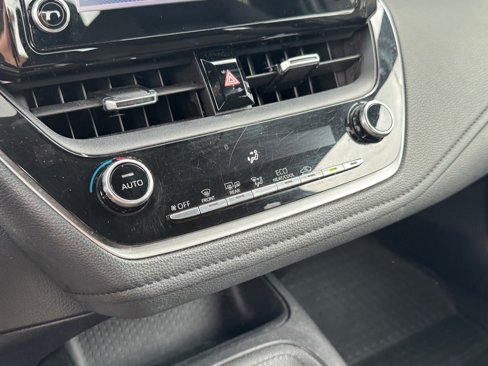 Used 2020 Toyota Corolla SE image 17