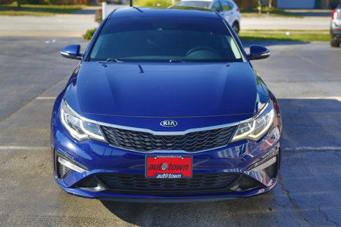 Used 2019 Kia Optima LX image 2