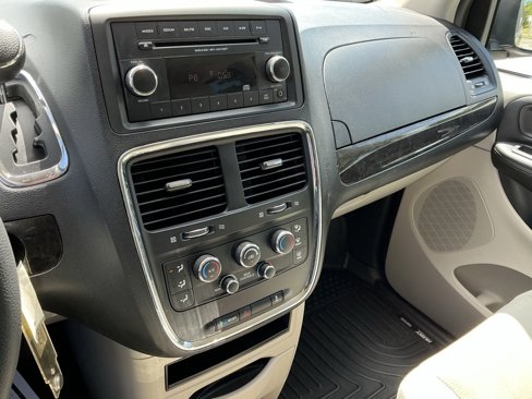 Used 2014 Dodge Grand Caravan SE w/ Quick Order Package 29E SE image 20