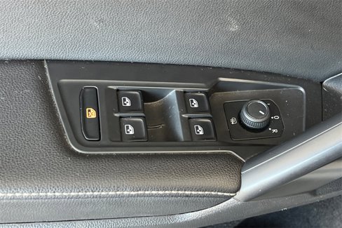 Used 2022 Volkswagen Tiguan S image 16