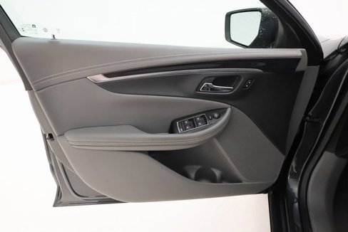 Used 2019 Chevrolet Impala LT image 8