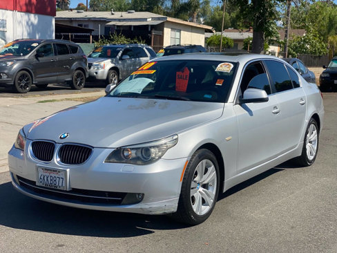 Used 2010 BMW 528i Sedan image 3