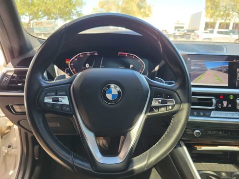 Used 2020 BMW 330i Sedan w/ Driving Assistance Package image 15