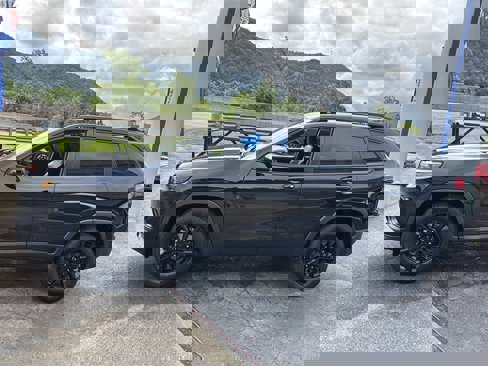 Used 2023 Jeep Cherokee Altitude Lux image 8