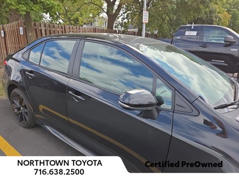 Used 2022 Toyota Corolla SE image 3