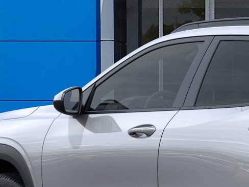 New 2025 Chevrolet Trax LT w/ Driver Confidence Package image 12