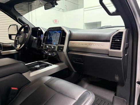 Used 2022 Ford F250 Lariat w/ Lariat Ultimate Package image 31