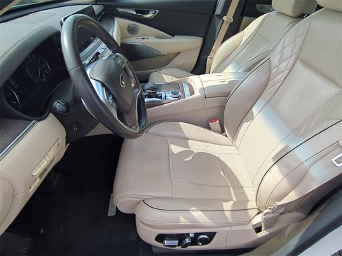 Used 2019 Kia K900 Luxury image 22