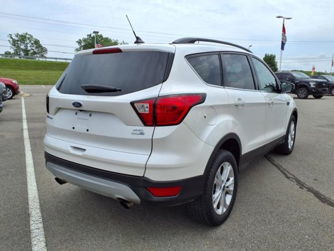 Used 2019 Ford Escape SEL image 4