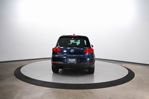 Used 2016 Volkswagen Tiguan S image 7