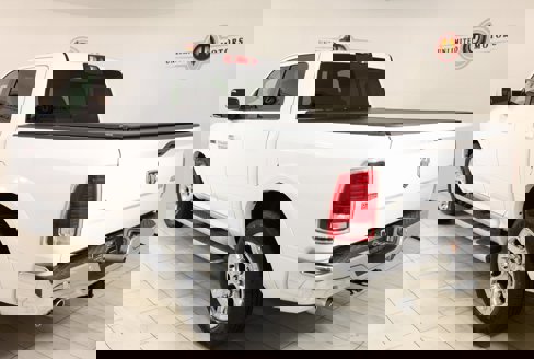 Used 2017 RAM 1500 Laramie w/ Convenience Group image 4