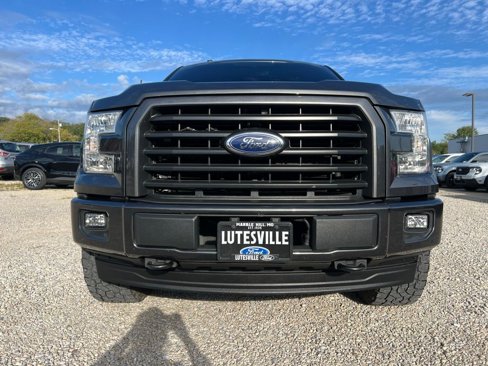 Used 2017 Ford F150 XLT w/ Equipment Group 302A Luxury image 3